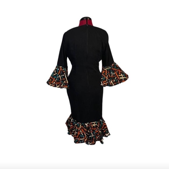 Ankara short gown for party and wedding - Picture 2 of 2